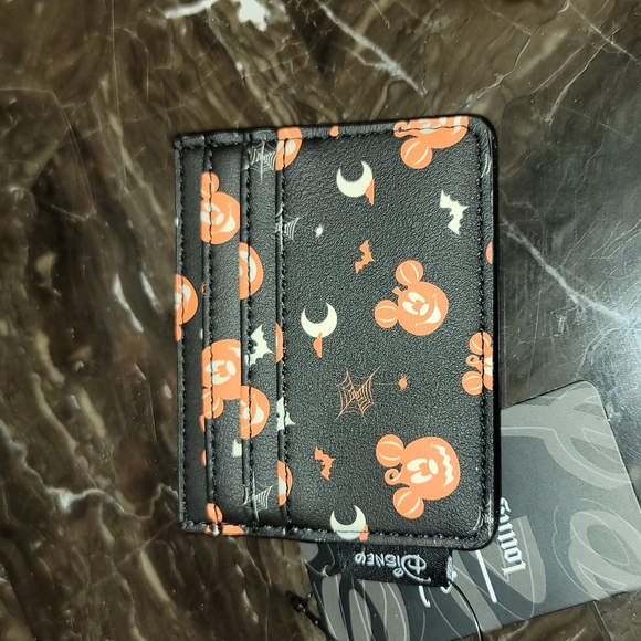 MICKEY HALLOWEEN PUMPKIN LOUNGEFLY & CARD HOLDER - Picture 3 of 4